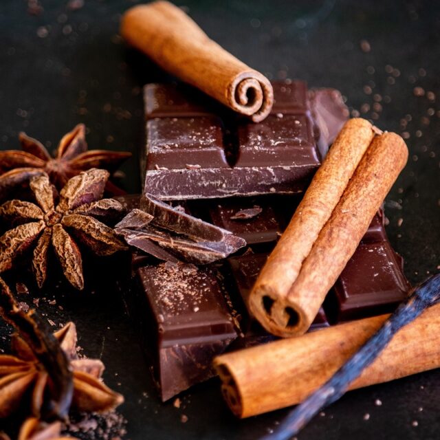 cinnamon sticks 5828241 1280 e1756903986199 - Karine MATHIEU