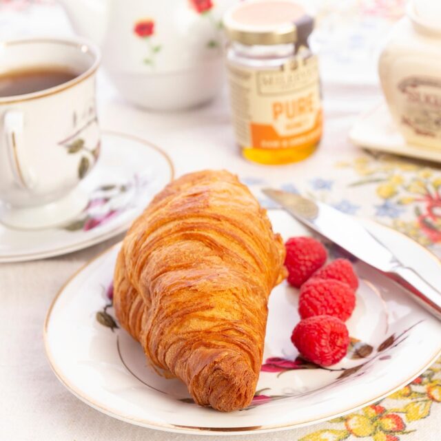 croissant 6562091 1280 e1756905508314 - Karine MATHIEU